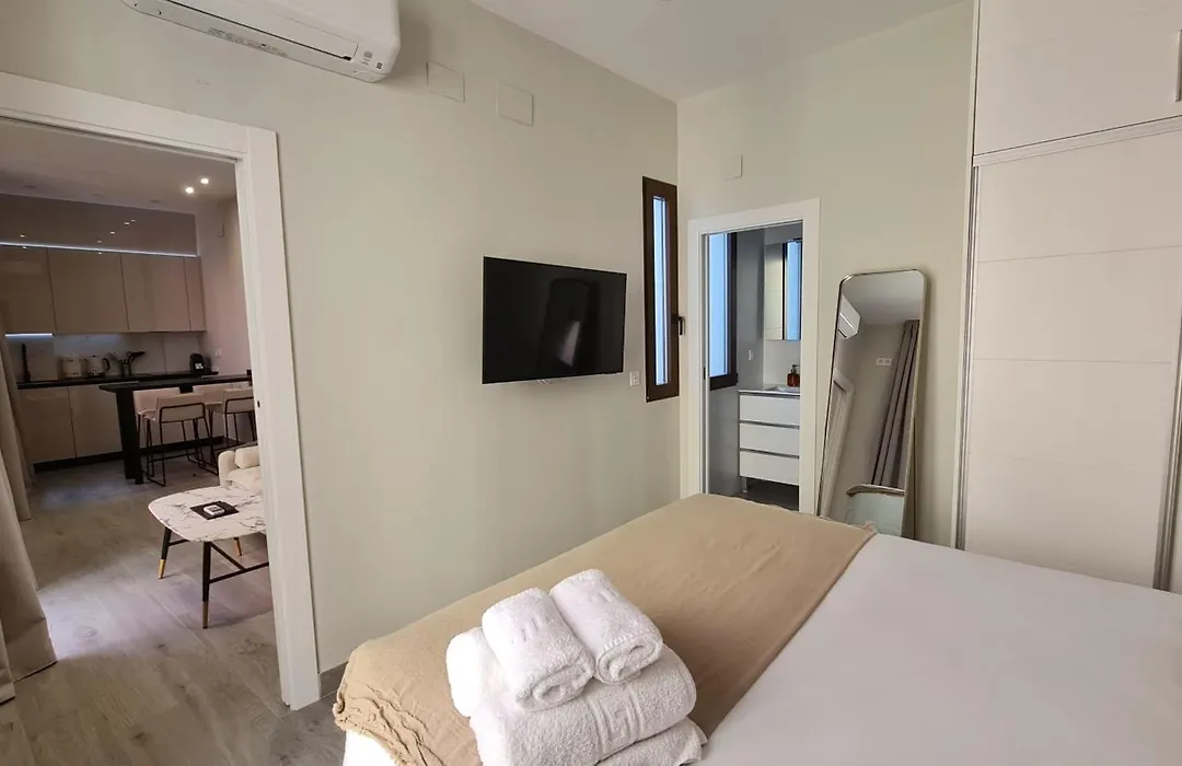 Suspiro 202 Elegant Suite-1