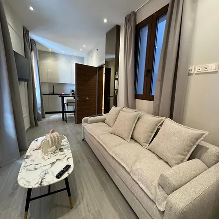 Suspiro 202 Elegant Suite-2